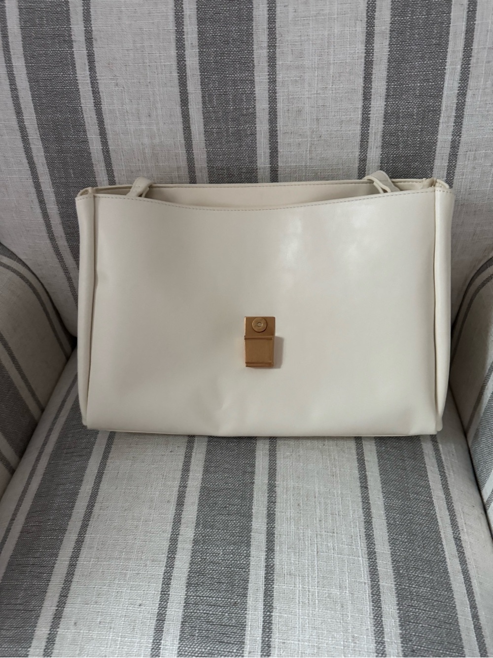 JW PEI Hilary Flap Shoulder Bag - Picture 3 of 10